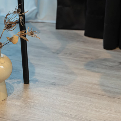 Кварц-виниловая плитка LVT (клеевая) VinilPol Дуб Неаполь (4,459 м2). Фотографии, цена, характеристики Кварц-виниловая плитка LVT (клеевая) VinilPol Дуб Неаполь (4,459 м2). Фотографии, цена, характеристики